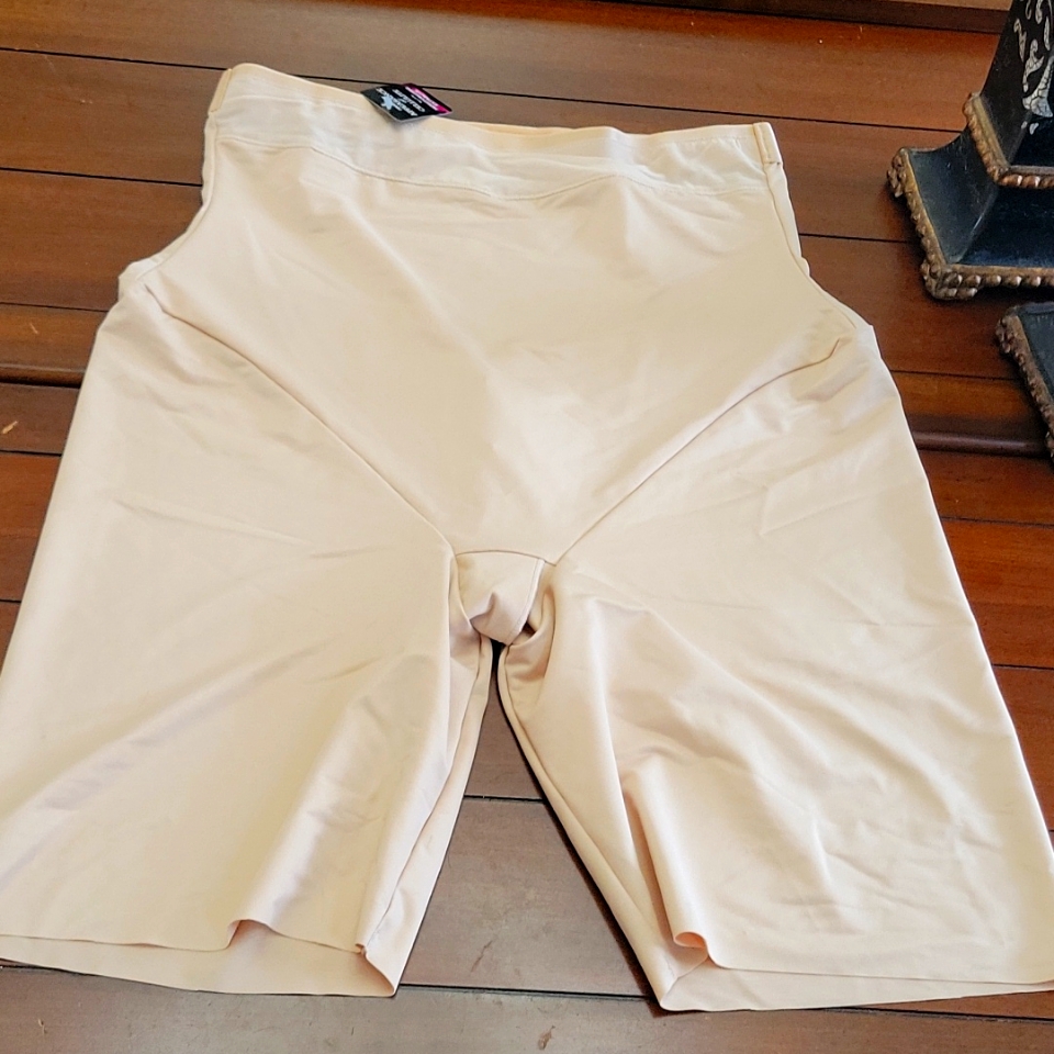 Maidenform Shaper
